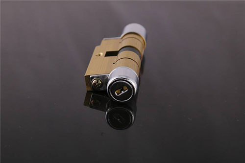 乌伊岭24小时上门开锁公司